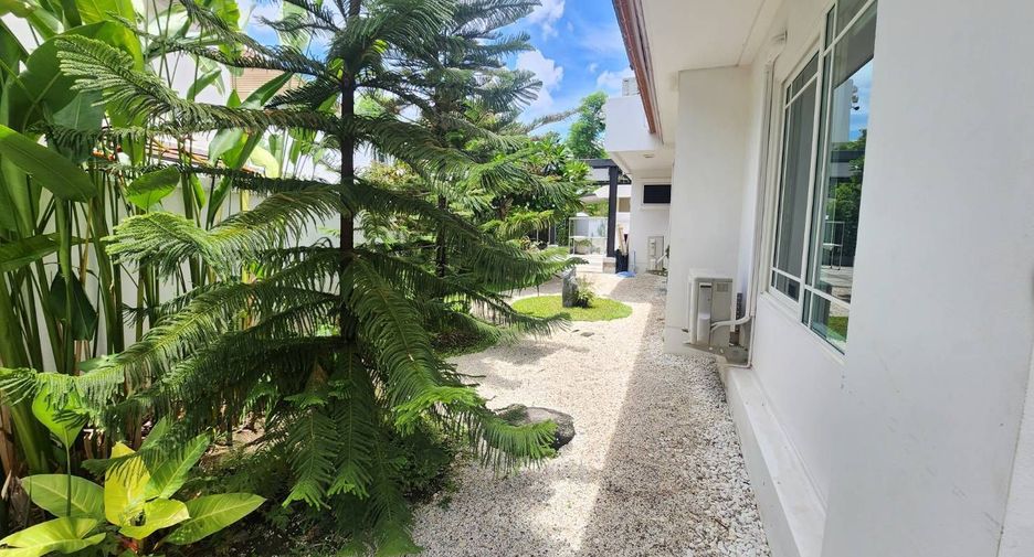 For rent 5 bedrooms villa in Mueang Chiang Mai, Chiang Mai