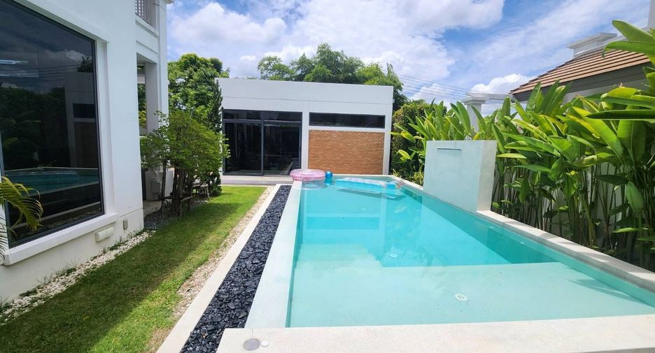 For rent 5 bedrooms villa in Mueang Chiang Mai, Chiang Mai