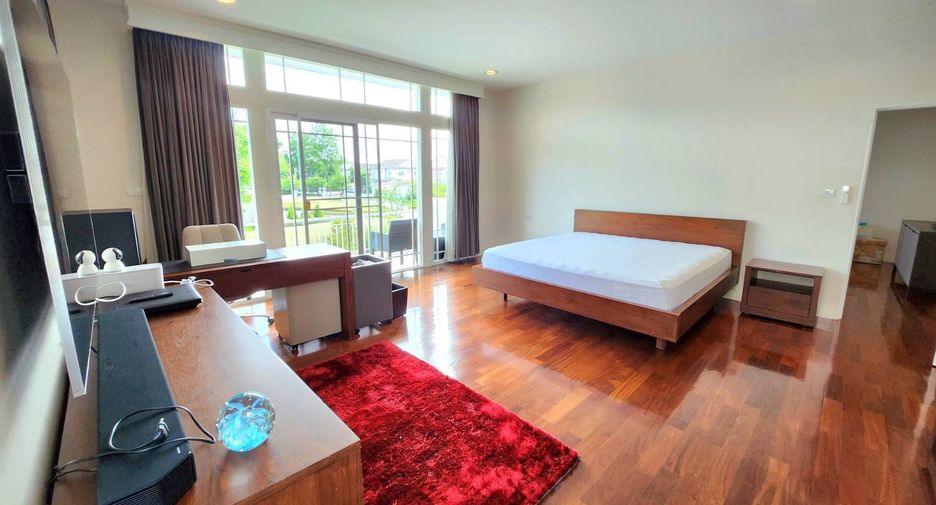 For rent 5 bedrooms villa in Mueang Chiang Mai, Chiang Mai