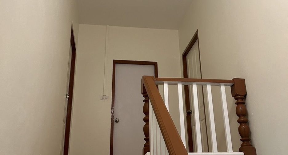 For sale 2 ベッドルーム townhouse in San Sai, Chiang Mai