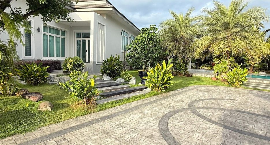 出售 3 卧室 独立屋 在 Sattahip, Chon Buri