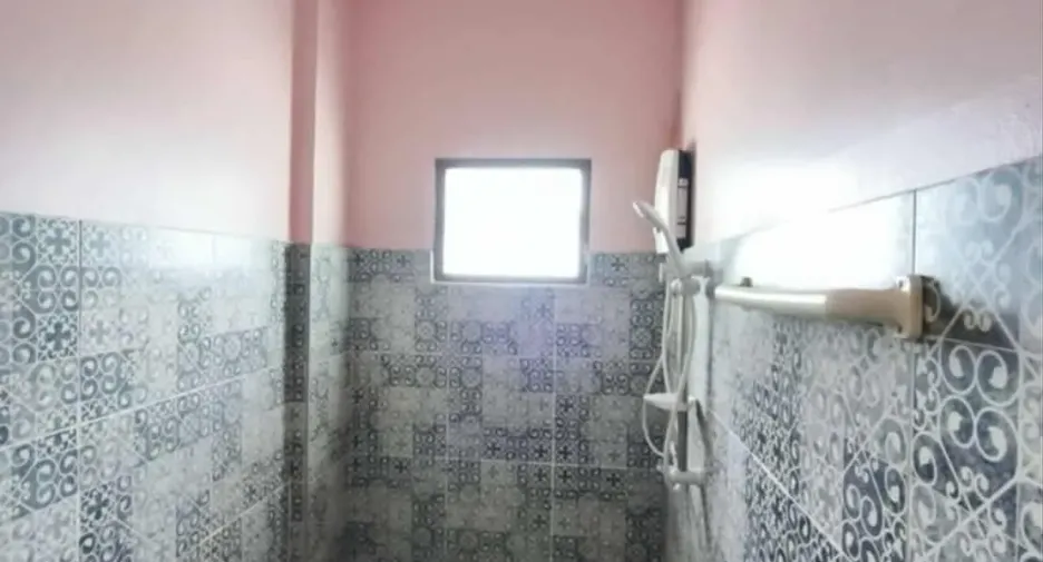 For rent 2 bedrooms townhouse in Mueang Chiang Mai, Chiang Mai