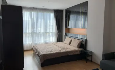 À vendre studio condo à Huai Khwang, Bangkok