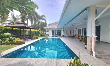 For rent 5 bedrooms villa in Cha Am, Phetchaburi