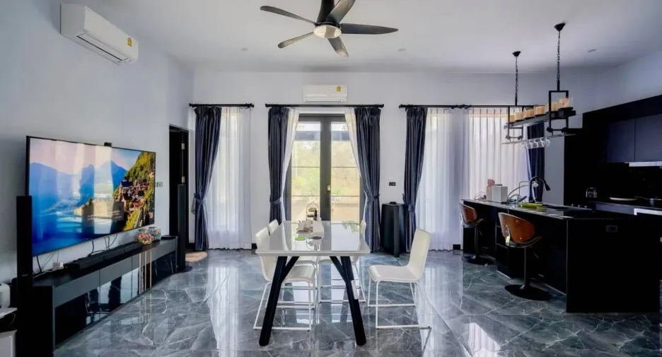 For sale 3 bedrooms villa in Hua Hin, Prachuap Khiri Khan