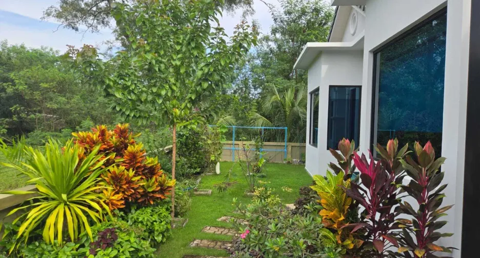 For sale 3 bedrooms villa in Hua Hin, Prachuap Khiri Khan