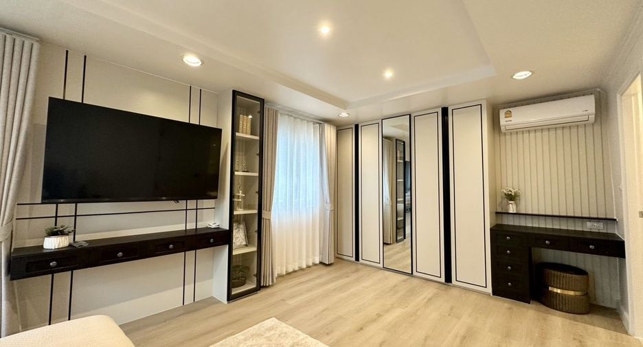 For sale and for rent 2 bedrooms condo in Yan Nawa, Bangkok