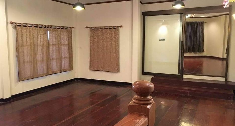 Haus zum Kauf mit 4 Zimmer in Mae Rim, Chiang Mai