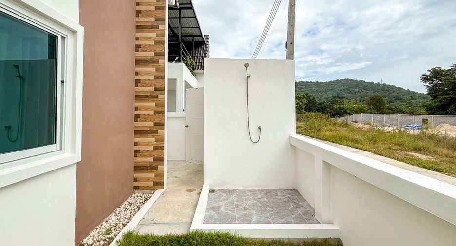 For sale 3 bedrooms villa in Hua Hin, Prachuap Khiri Khan