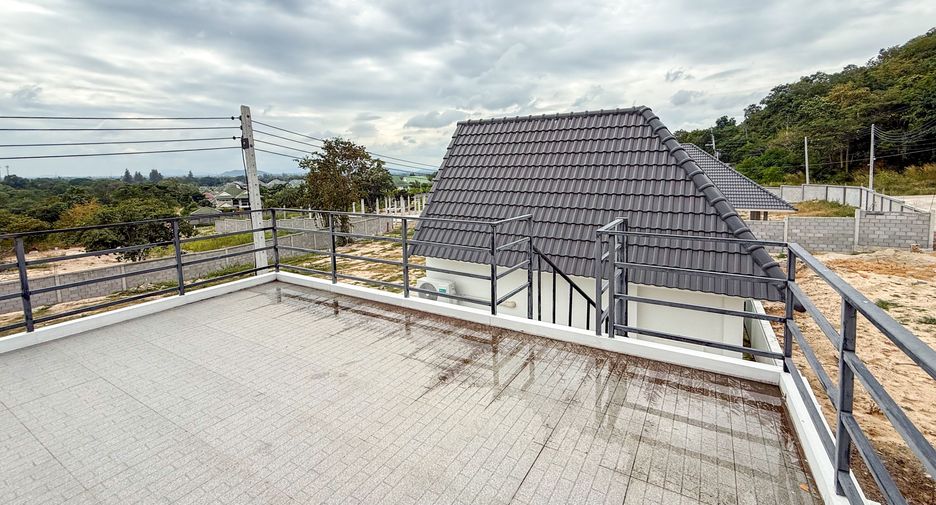 For sale 3 bedrooms villa in Hua Hin, Prachuap Khiri Khan