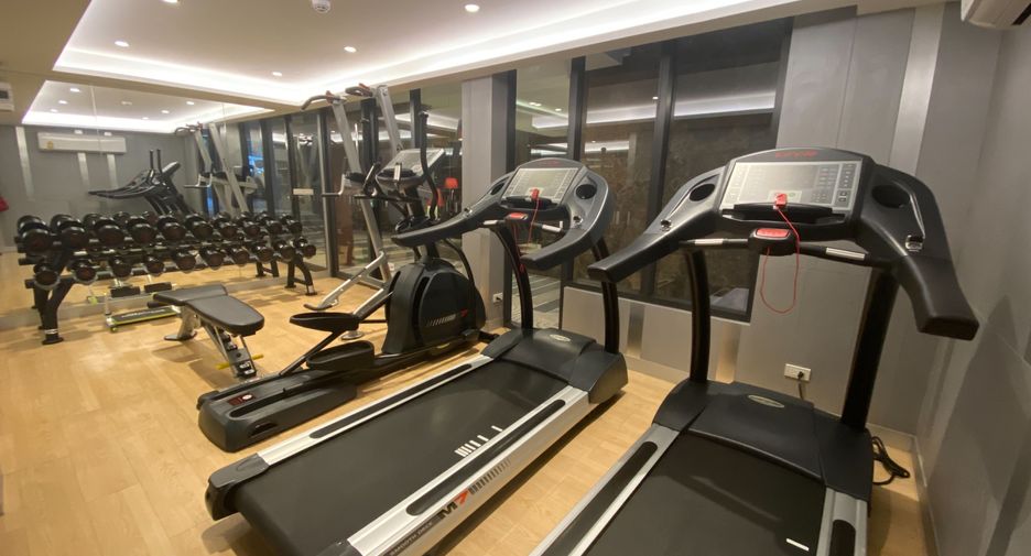 For sale studio condo in Watthana, Bangkok