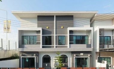 For sale 2 bedrooms townhouse in Pran Buri, Prachuap Khiri Khan