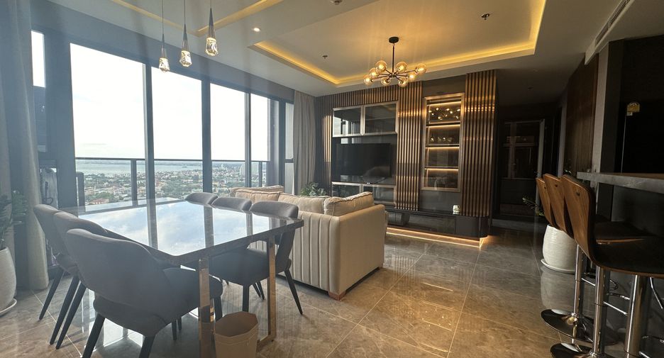 For rent 3 bedrooms condo in Bang Lamung, Chonburi