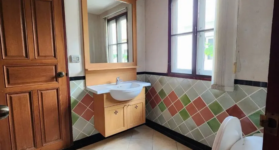 For rent 3 bedrooms house in Mueang Chiang Mai, Chiang Mai