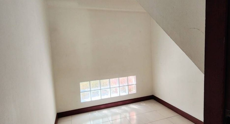 For rent 3 bedrooms house in Mueang Chiang Mai, Chiang Mai