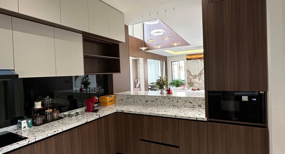 Villa zum Kauf mit 5 Zimmer in Bang Lamung, Chonburi