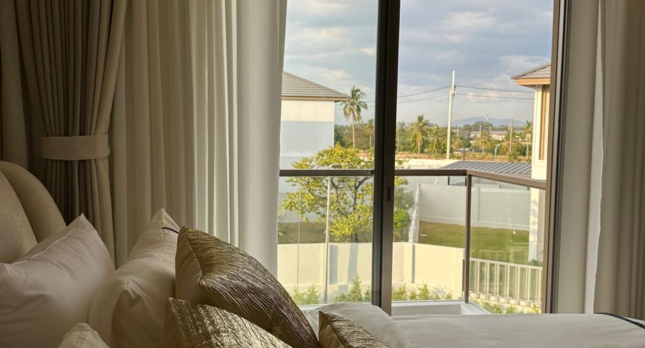 Villa zum Kauf mit 5 Zimmer in Bang Lamung, Chonburi