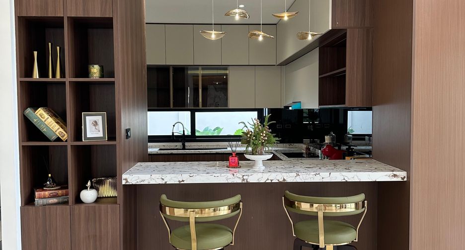 Villa zum Kauf mit 5 Zimmer in Bang Lamung, Chonburi