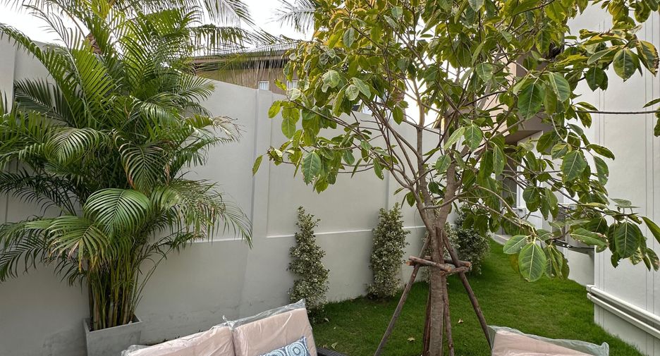 Villa zum Kauf mit 5 Zimmer in Bang Lamung, Chonburi