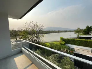 À vendre et à louer 4 chambres maison à Mueang Chiang Mai, Chiang Mai