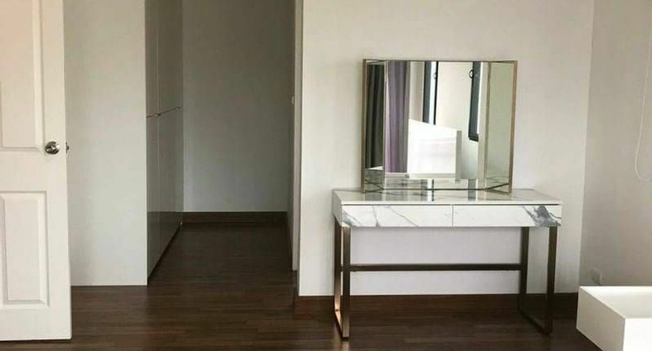 For sale 4 bedrooms house in Doi Saket, Chiang Mai