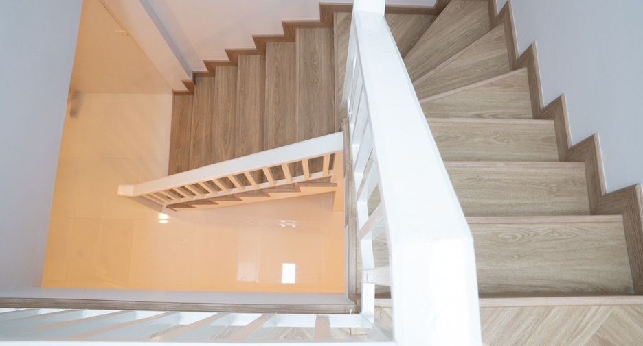 Reihenhaus zum Kauf mit 2 Zimmer in Mueang Chiang Mai, Chiang Mai