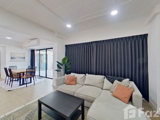 For sale 3 bedrooms condo in Phaya Thai, Bangkok