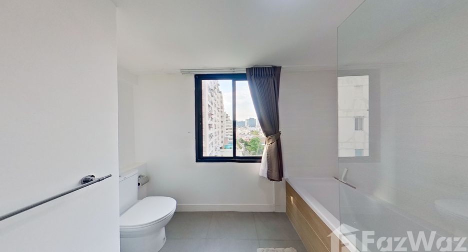 For sale 3 bedrooms condo in Phaya Thai, Bangkok