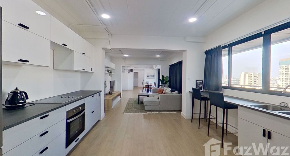 For sale 3 bedrooms condo in Phaya Thai, Bangkok