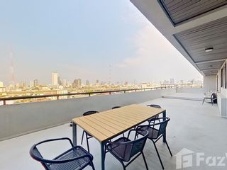 For sale 3 bedrooms condo in Phaya Thai, Bangkok