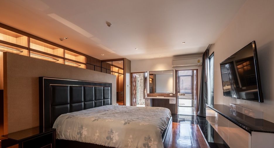À vendre et à louer 12 chambres villa à Bang Kapi, Bangkok