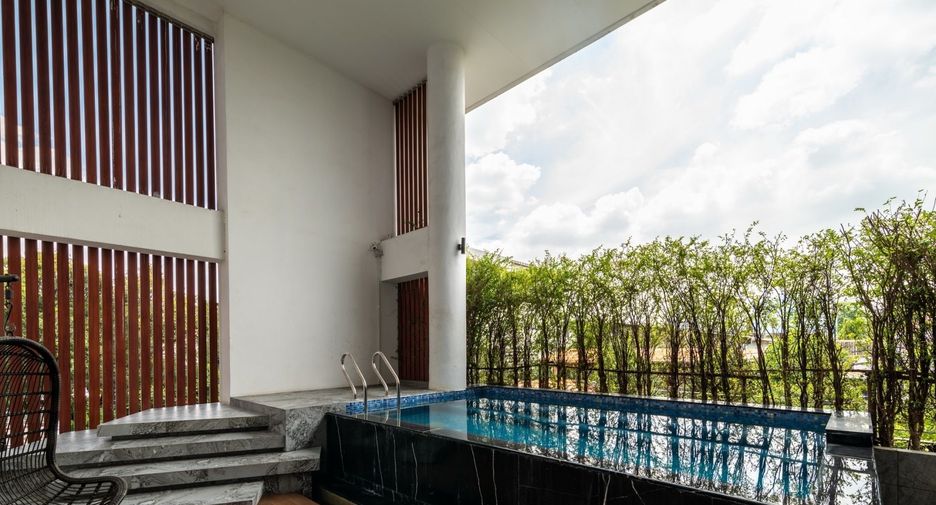 À vendre et à louer 12 chambres villa à Bang Kapi, Bangkok