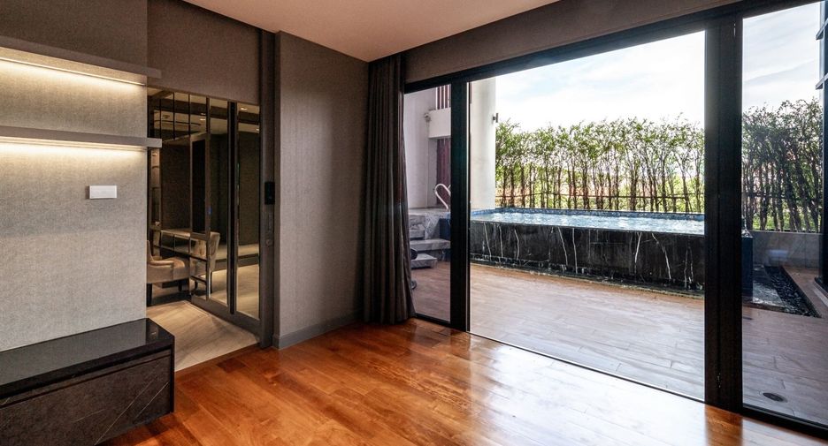 À vendre et à louer 12 chambres villa à Bang Kapi, Bangkok