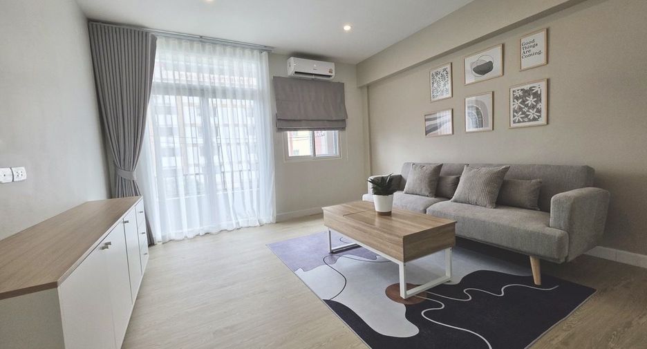 For rent 2 bedrooms townhouse in Mueang Chiang Mai, Chiang Mai