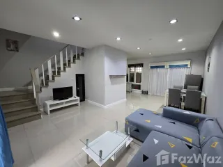 Reihenhaus zur Miete mit 3 Zimmer in Mueang Chiang Mai, Chiang Mai