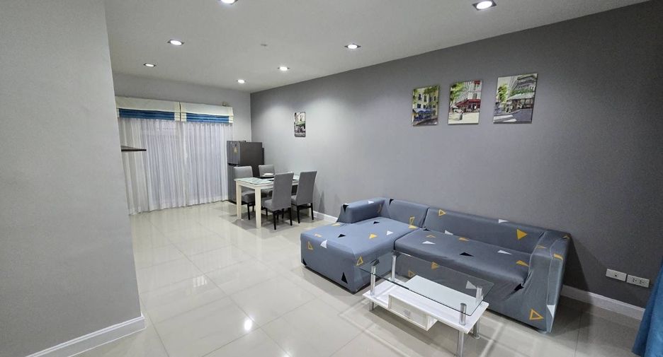 For rent 3 bedrooms townhouse in Mueang Chiang Mai, Chiang Mai