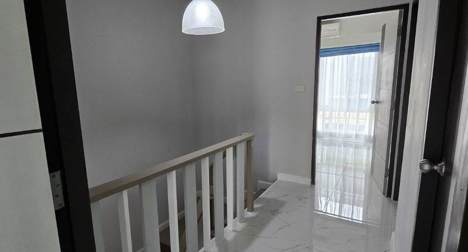 Reihenhaus zur Miete mit 3 Zimmer in Mueang Chiang Mai, Chiang Mai