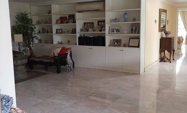 For sale 3 bedrooms condo in Watthana, Bangkok