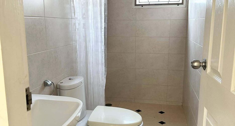 For rent 3 bedrooms house in Mueang Chiang Mai, Chiang Mai