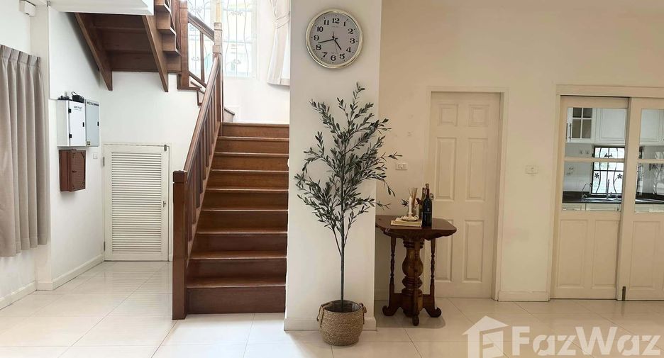For rent 3 bedrooms house in Mueang Chiang Mai, Chiang Mai