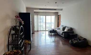 For sale 2 bedrooms condo in Watthana, Bangkok
