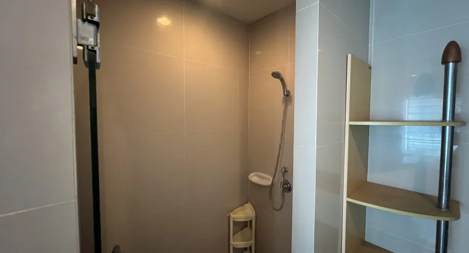 For sale 2 bedrooms condo in Watthana, Bangkok