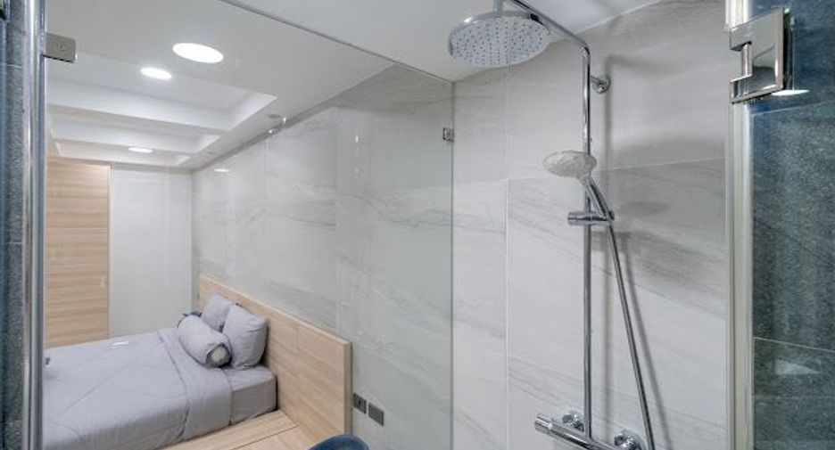 For sale 2 bedrooms condo in Mueang Phuket, Phuket