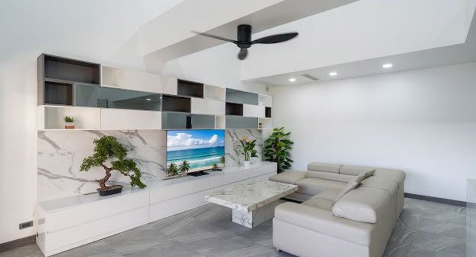 For sale 2 bedrooms condo in Mueang Phuket, Phuket