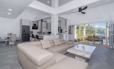 For sale 2 bedrooms condo in Mueang Phuket, Phuket