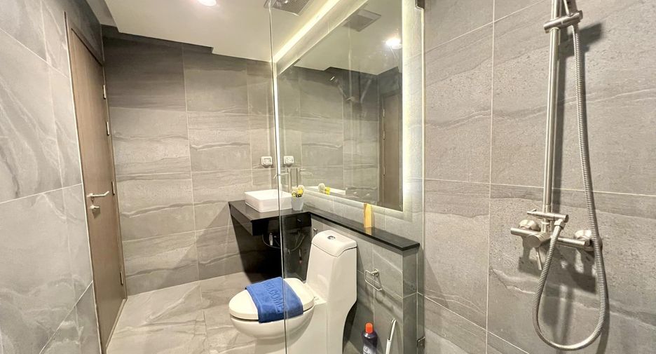 À louer 2 chambres condo à Bang Lamung, Chonburi