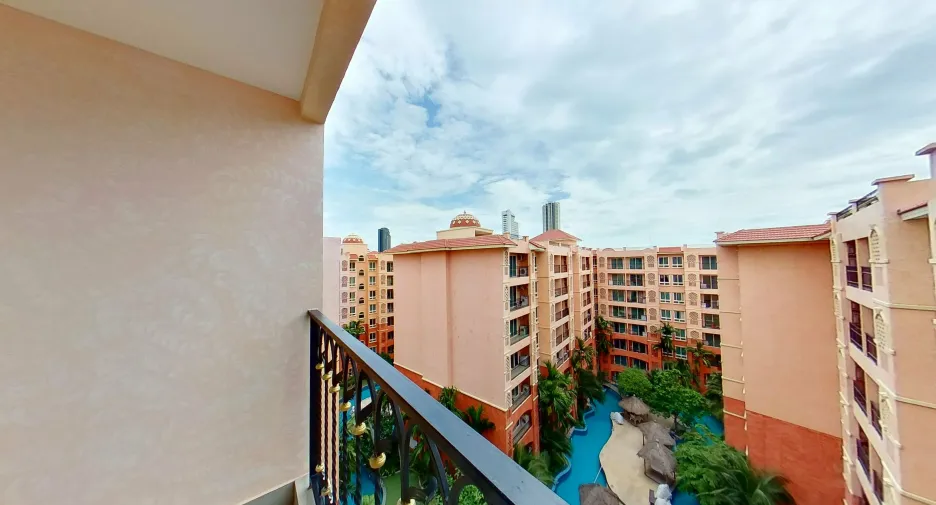 出售 2 卧室 公寓 在 Bang Lamung, Chon Buri