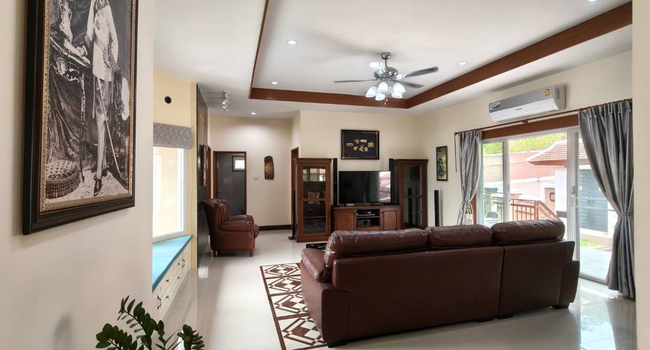 For sale 4 bedrooms villa in Pran Buri, Prachuap Khiri Khan