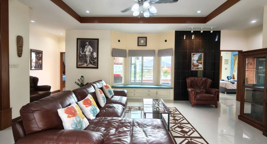 For sale 4 bedrooms villa in Pran Buri, Prachuap Khiri Khan