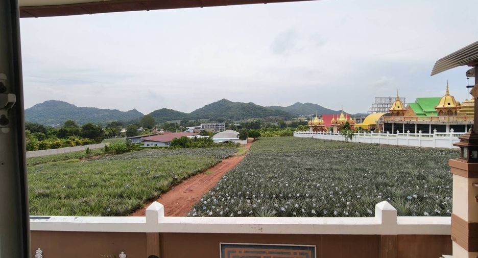 For sale 4 bedrooms villa in Pran Buri, Prachuap Khiri Khan